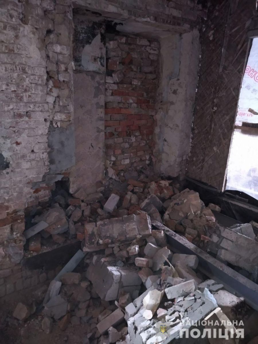 Обвал стены в Харькове: погиб строитель